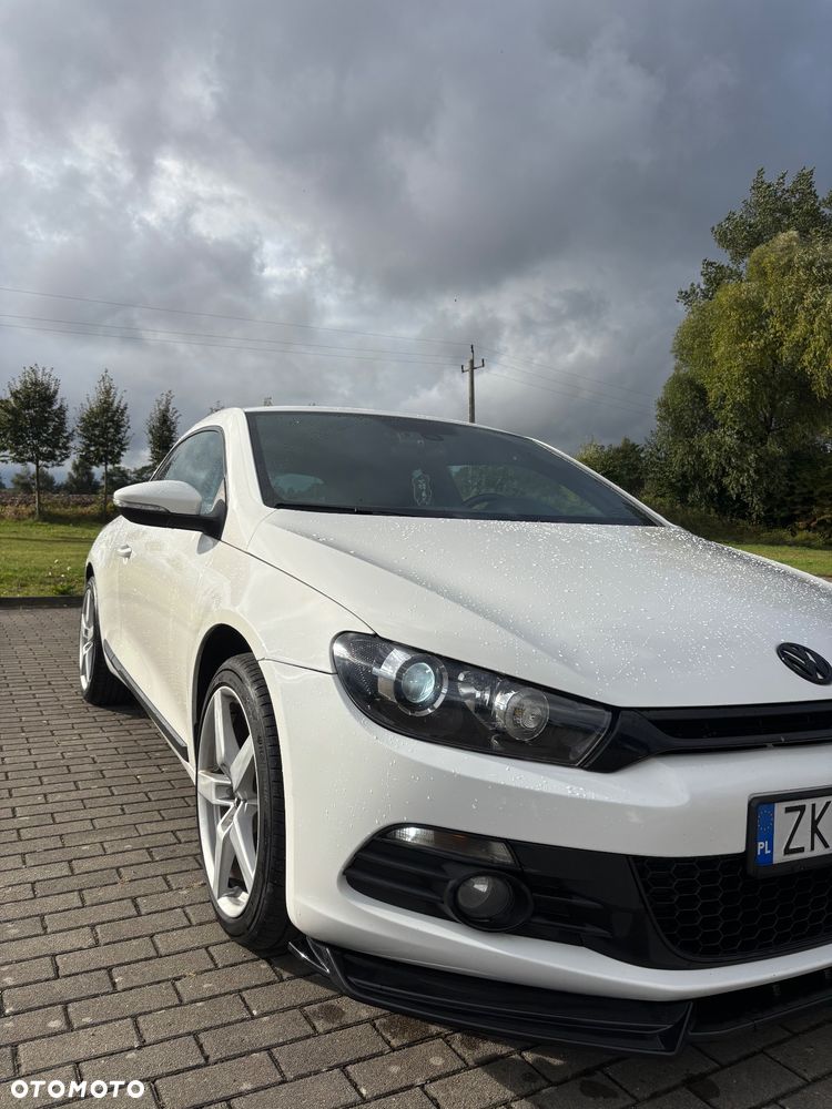 Volkswagen Scirocco 2.0 TDI - 11
