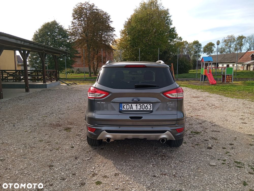 Ford Kuga 2.0 TDCi 4WD Titanium - 4