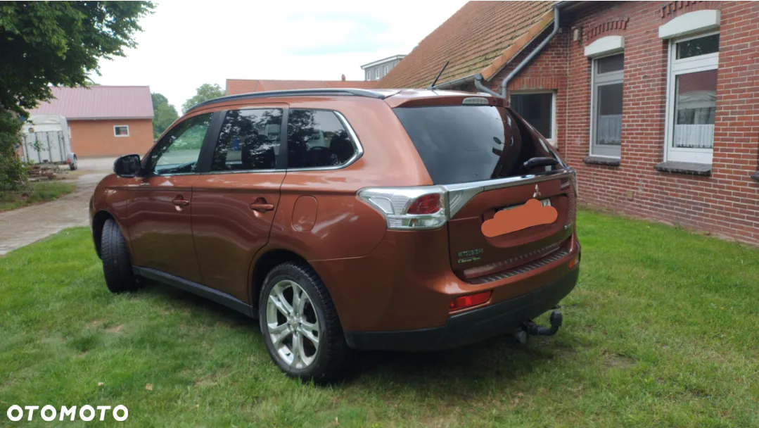 Mitsubishi Outlander 2.2 DID Instyle Navi - 6