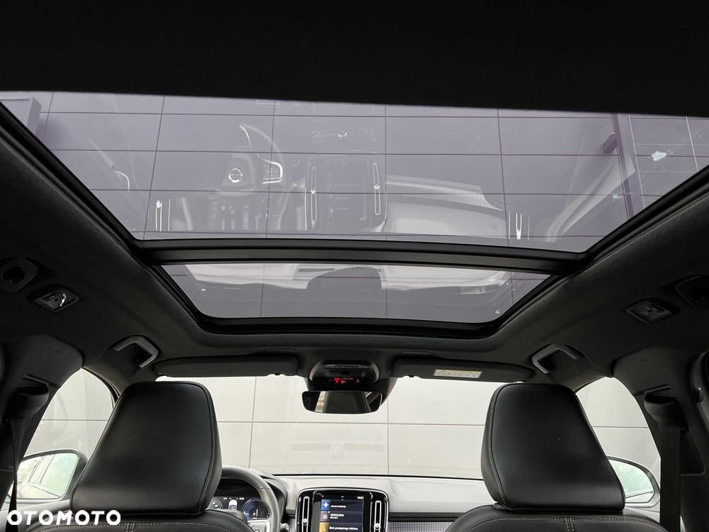 Volvo XC 40 T4 Plug-In Hybrid R-Design - 30