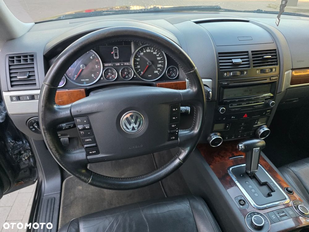 Volkswagen Touareg 3.0 V6 TDI Blue Motion DPF Automatik - 12