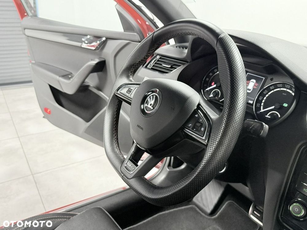 Skoda Octavia 2.0 TDI RS Challenge DSG - 28