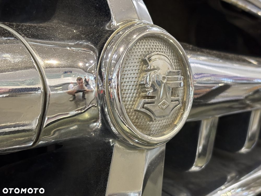 Pontiac Chieftain - 15