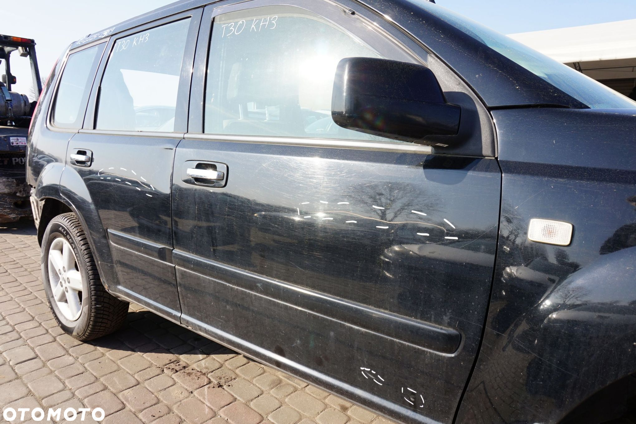 DRZWI PRZEDNIE PRAWE X-TRAIL T30 I KH3  CZARNY NISSAN 2001-2007 - 4