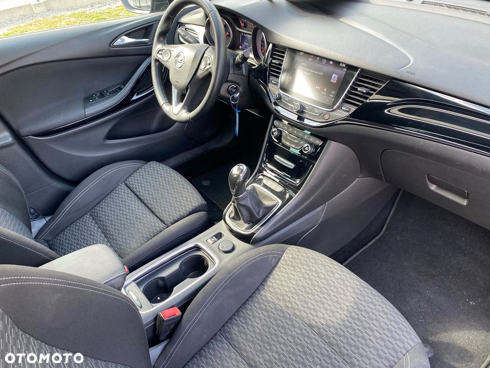 Opel Astra 1.4 Turbo Dynamic - 24