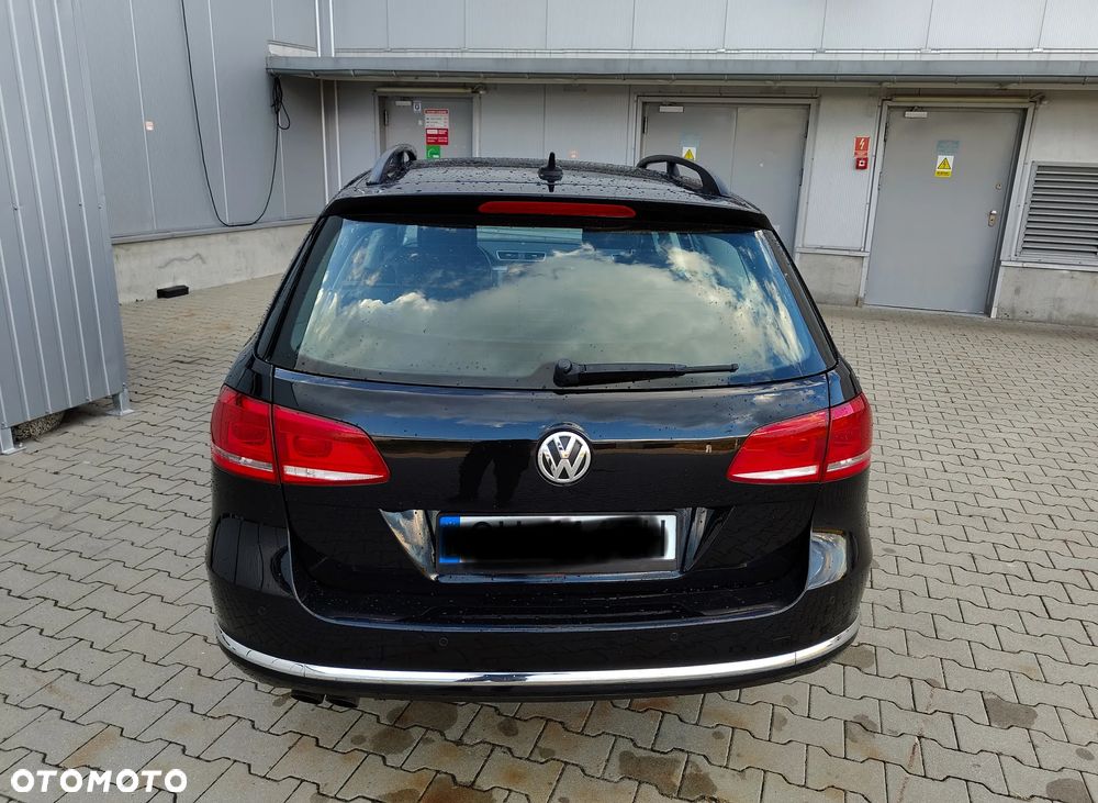 Volkswagen Passat Variant 2.0 TDI BlueMotion Technology Highline - 21