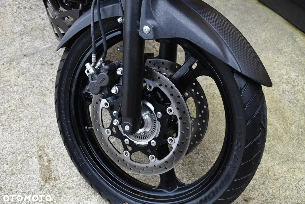Suzuki V-STROM - 26