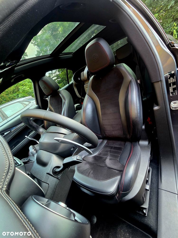 Alfa Romeo Stelvio - 6