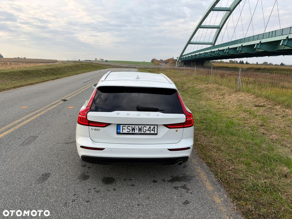Volvo V60 D3 Momentum Pro - 7