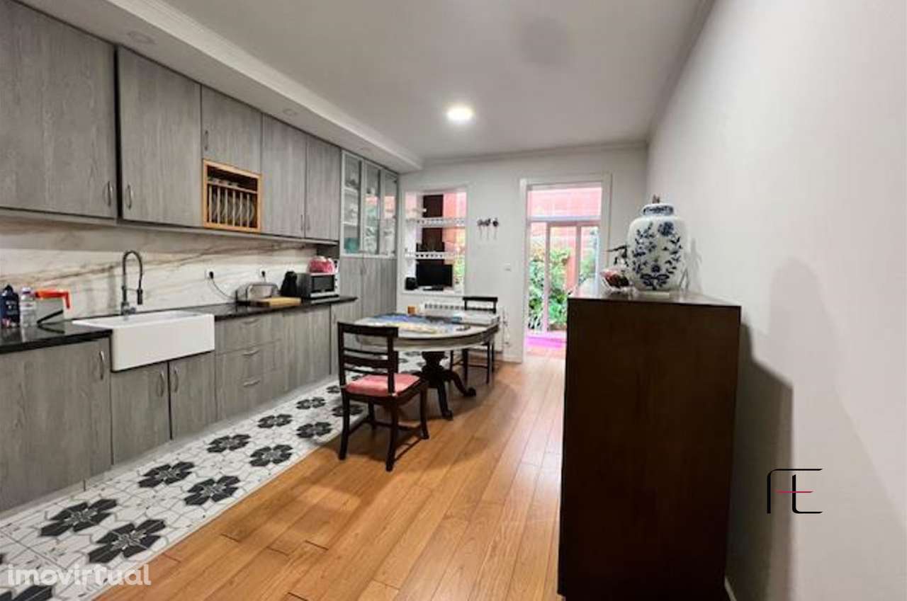 Moradia em Banda T2+1 Triplex Venda em Glória e Vera Cruz,Aveiro - Grande imagem: 3/33