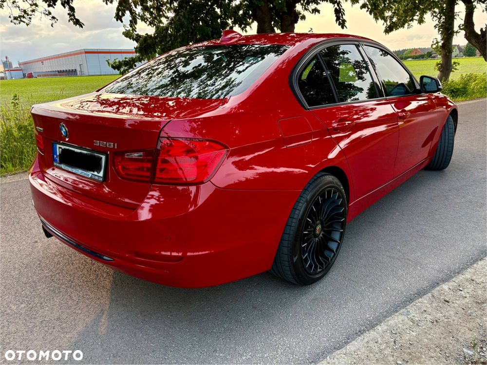 BMW Seria 3 328i xDrive Sport-Aut Sport Line - 6