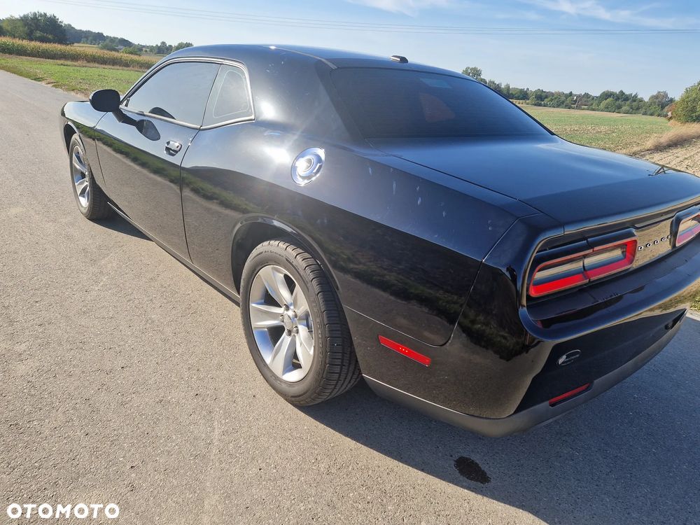 Dodge Challenger Automatik SXT Plus - 9