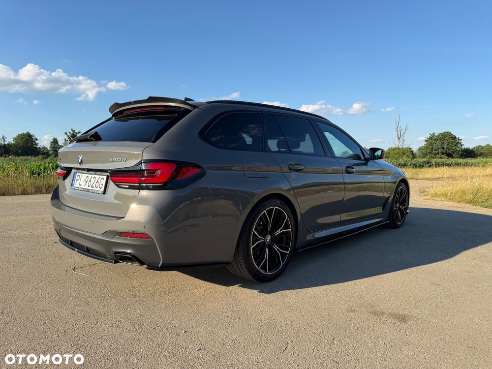 BMW Seria 5 520d xDrive mHEV M Sport sport - 2