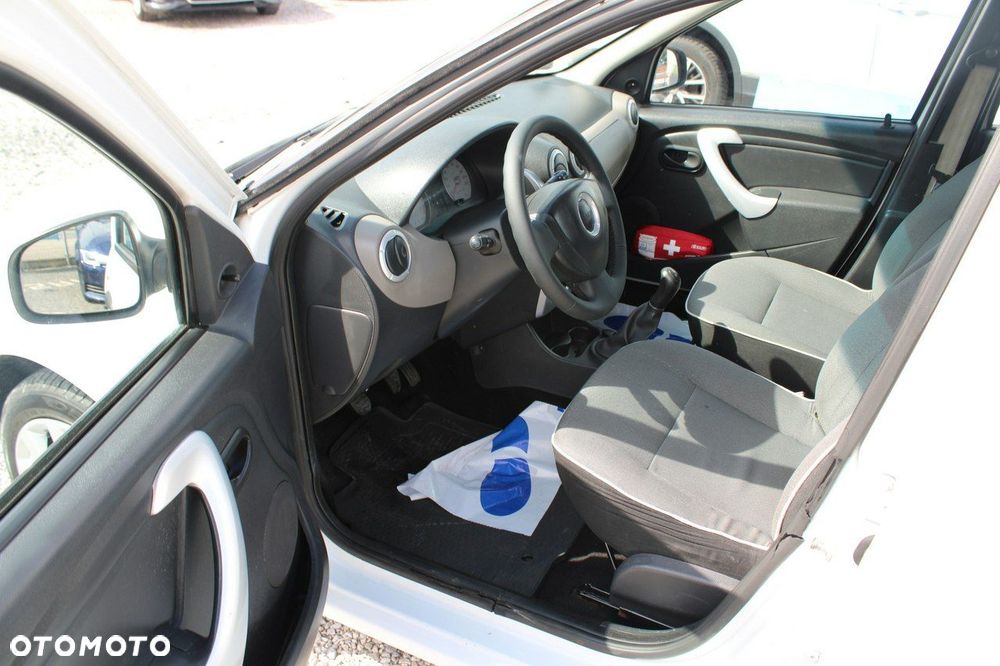 Dacia Logan - 14