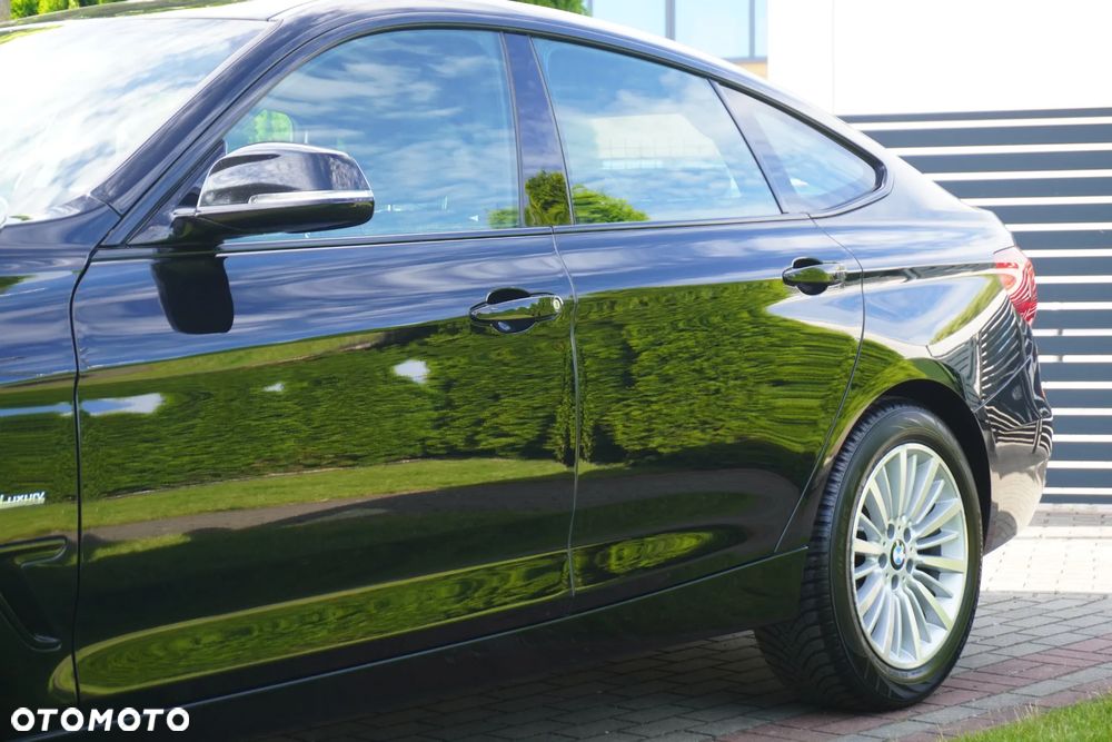 BMW 3GT 330d Sport-Aut Luxury Line - 10