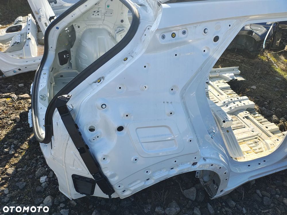 Ćwiartka poszycie błotnik prawy tył Kia Niro II 22+kolor swp - 3