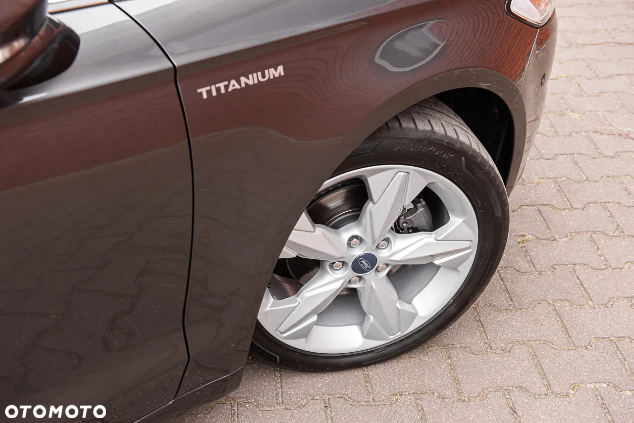 Ford Mondeo 2.0 EcoBlue Titanium - 34