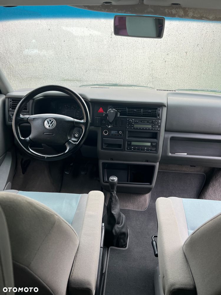Volkswagen Multivan Standard - 26