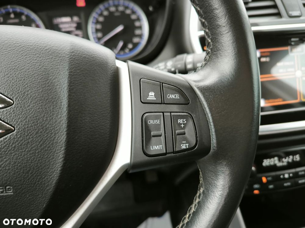 Suzuki SX4 S-Cross 1.4 SHVS Premium 4WD - 15