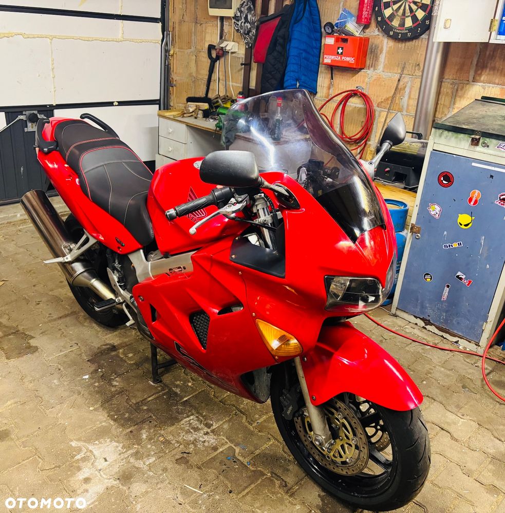Honda VFR - 5