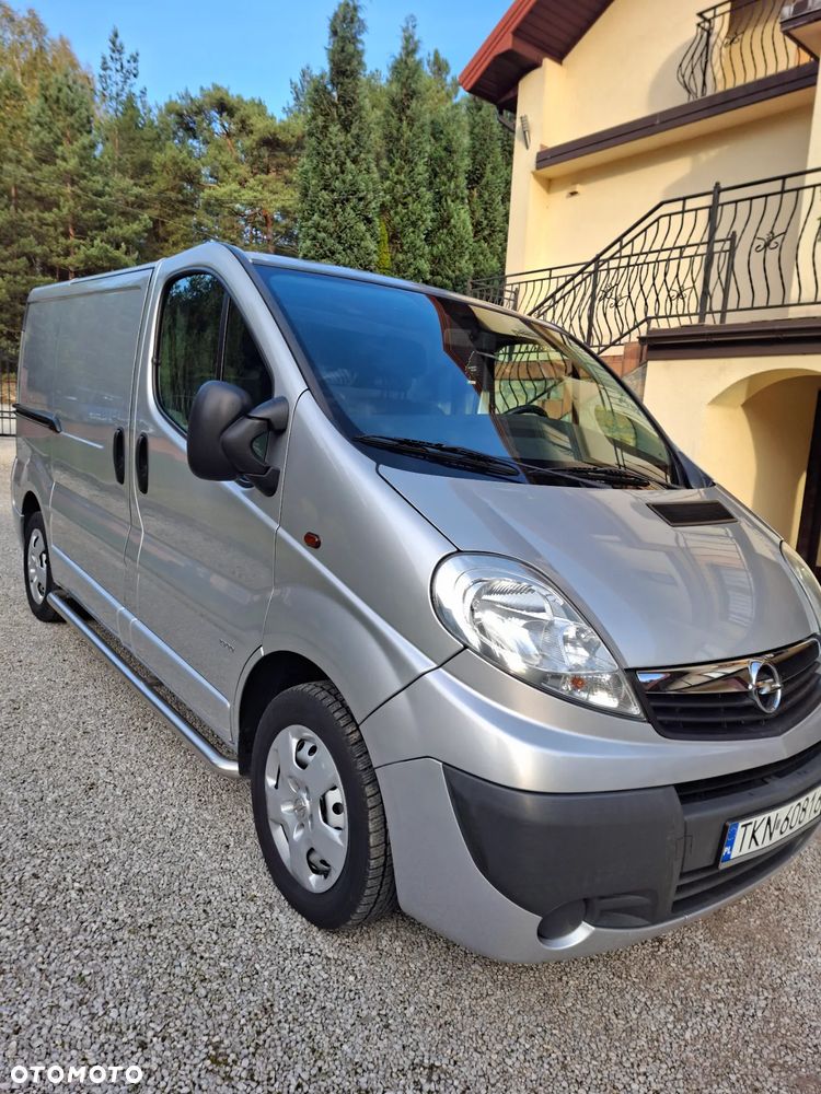 Opel Vivaro - 2