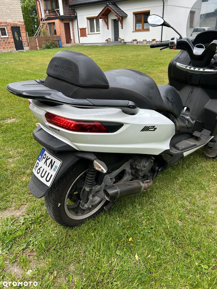 Piaggio MP-3 - 5