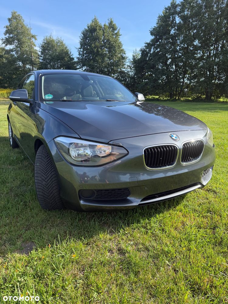 BMW Seria 1 116d DPF - 3