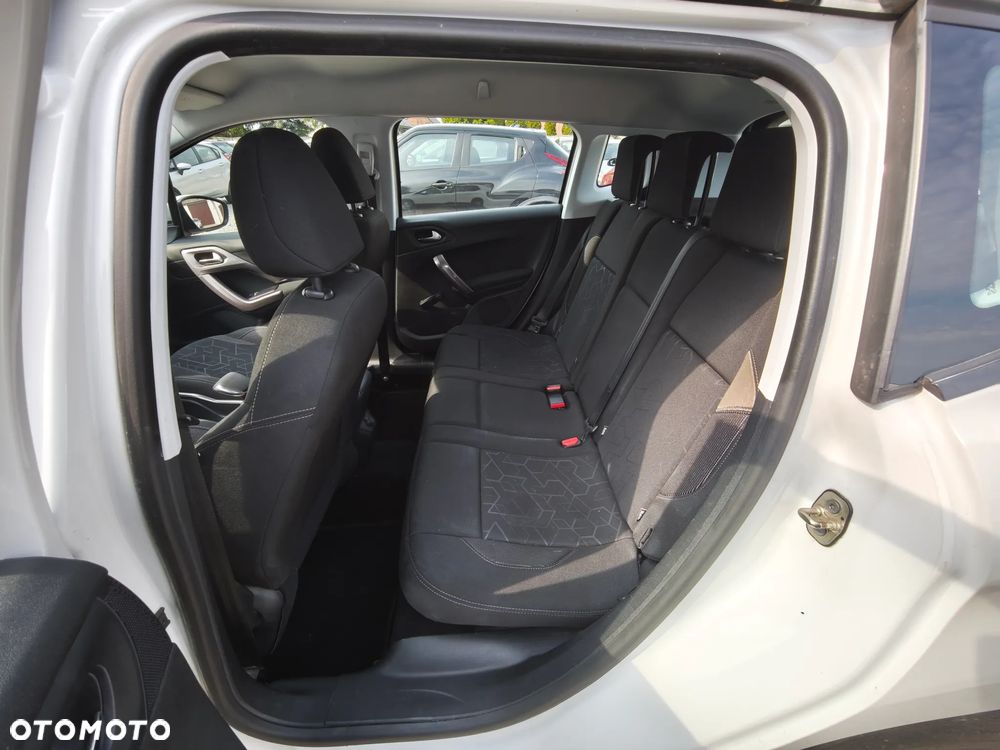Peugeot 2008 120 VTI Active - 25