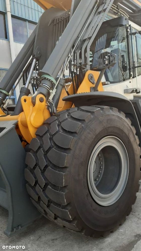 Liebherr L 580 LG - 6