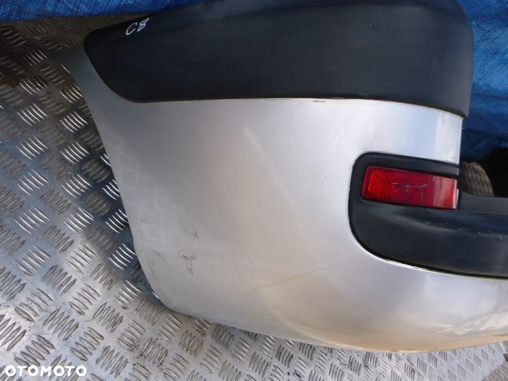 ZDERZAK TYŁ CITROEN C8  2004r  PARKTRONIK   KOLOR:  EZRC - 2
