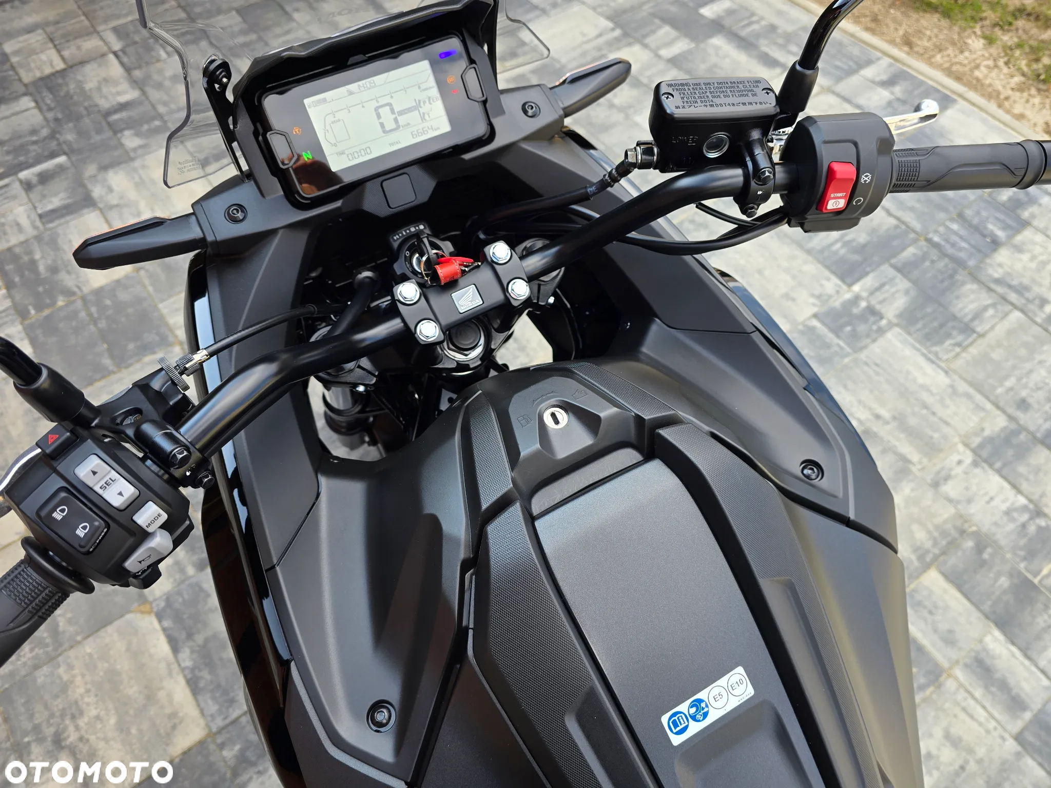 Honda NC - 16