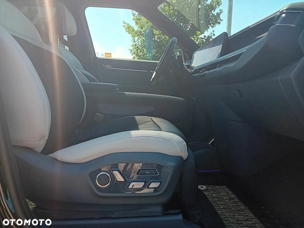 Kia EV9 99.8kWh GT-Line AWD - 37