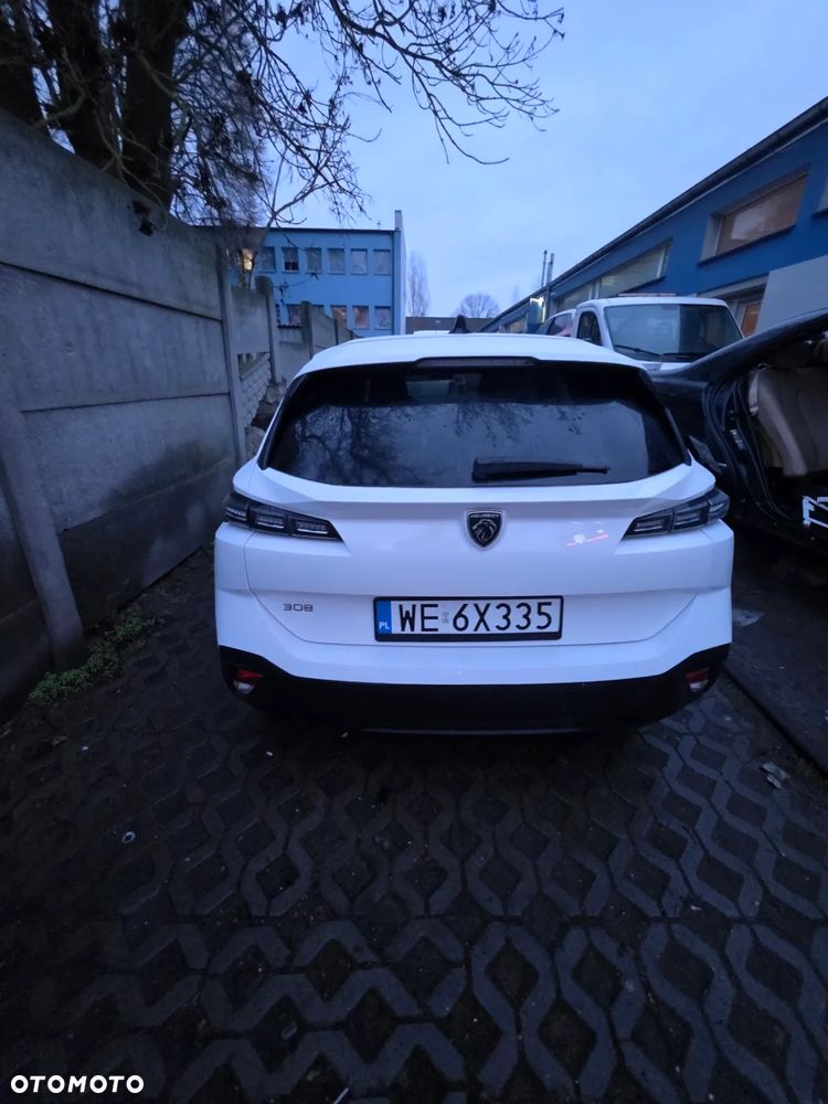 Peugeot 308 1.5 BlueHDi Allure S&S - 10