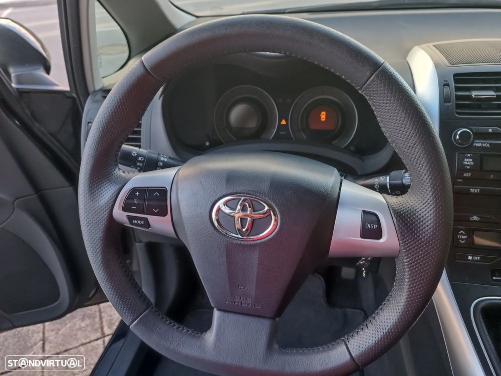 Toyota Auris 1.4 D-4D Comfort+Pack Style - 14
