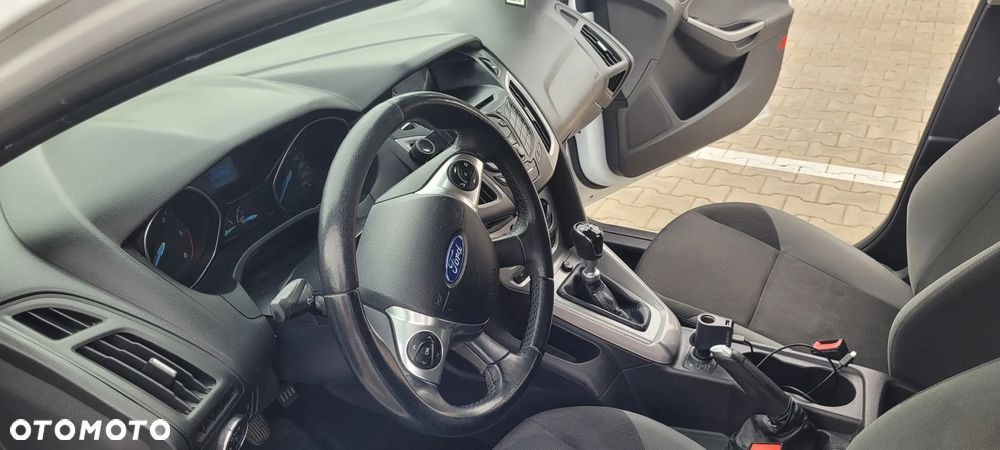 Ford Focus 1.6 TDCi Edition - 11