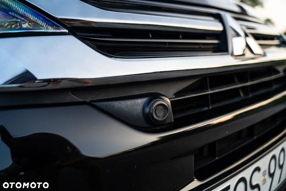 Mitsubishi Outlander - 27