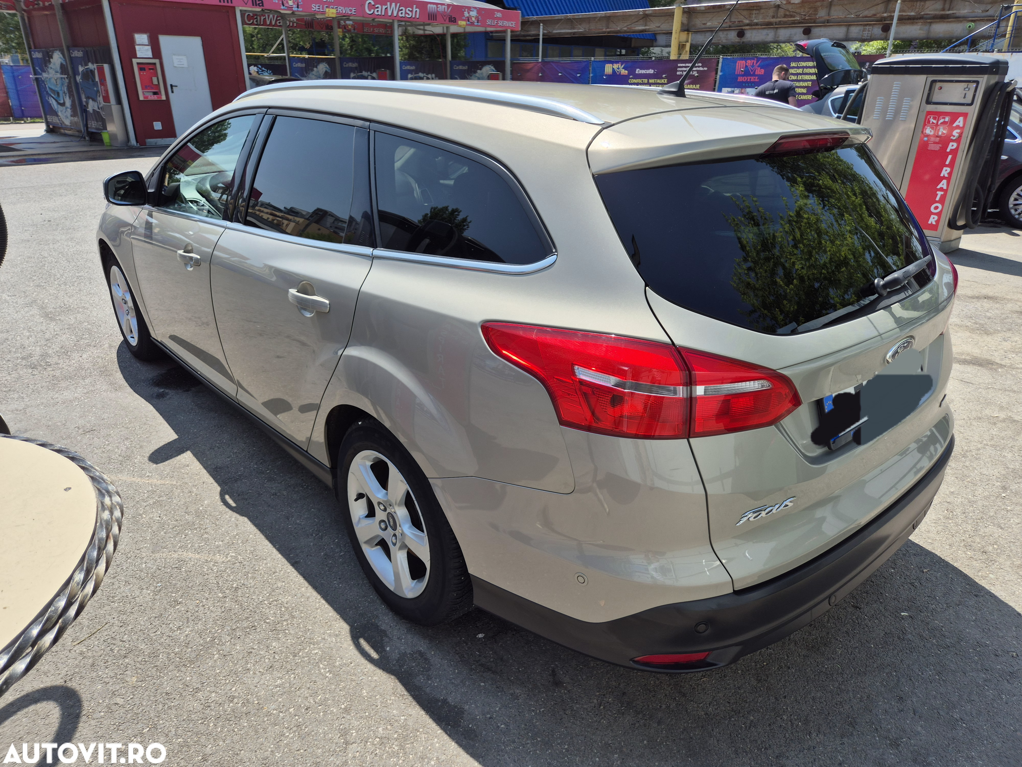 Ford Focus 1.5 Ecoboost Titanium - 2