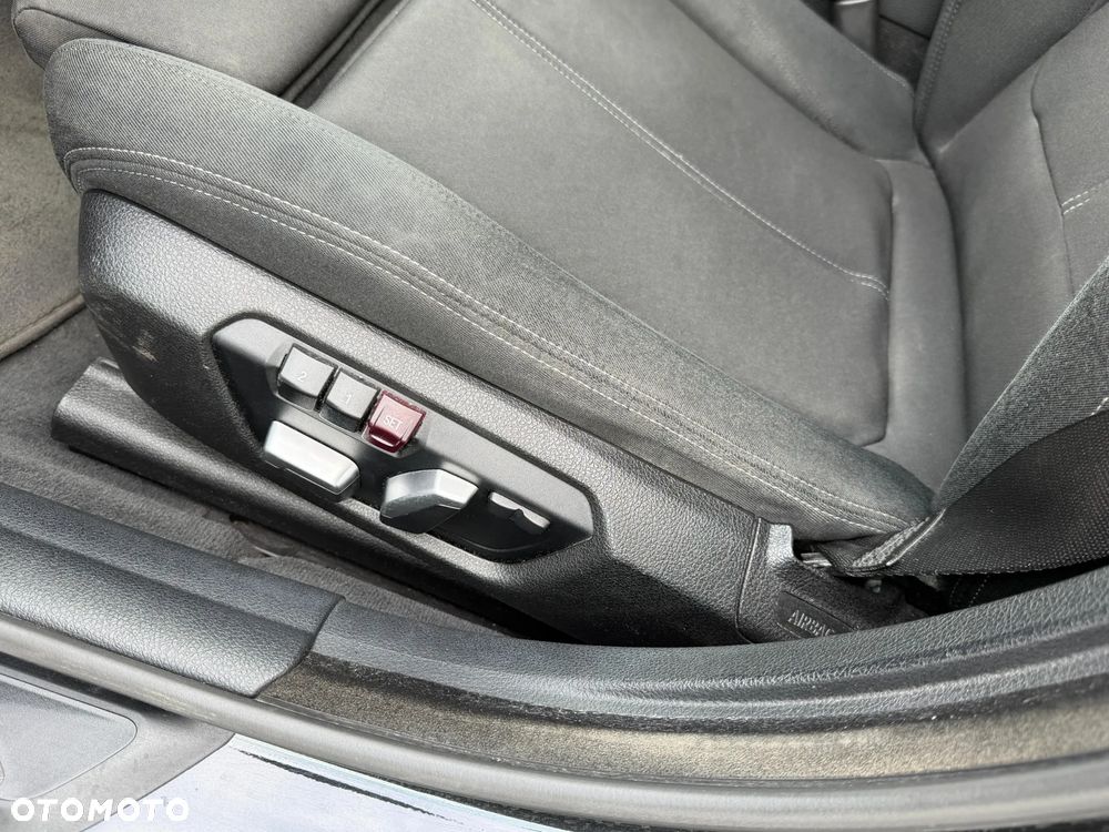 BMW Seria 4 430d Sport-Aut Sport Line - 19