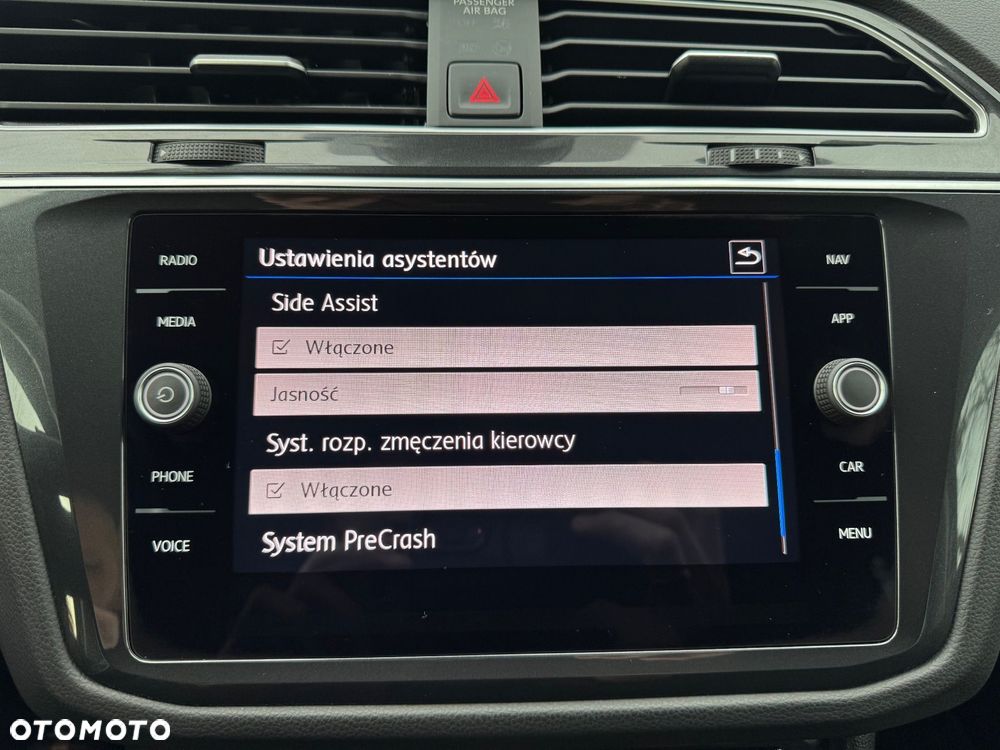 Volkswagen Tiguan 2.0 TDI SCR DSG IQ.DRIVE - 36