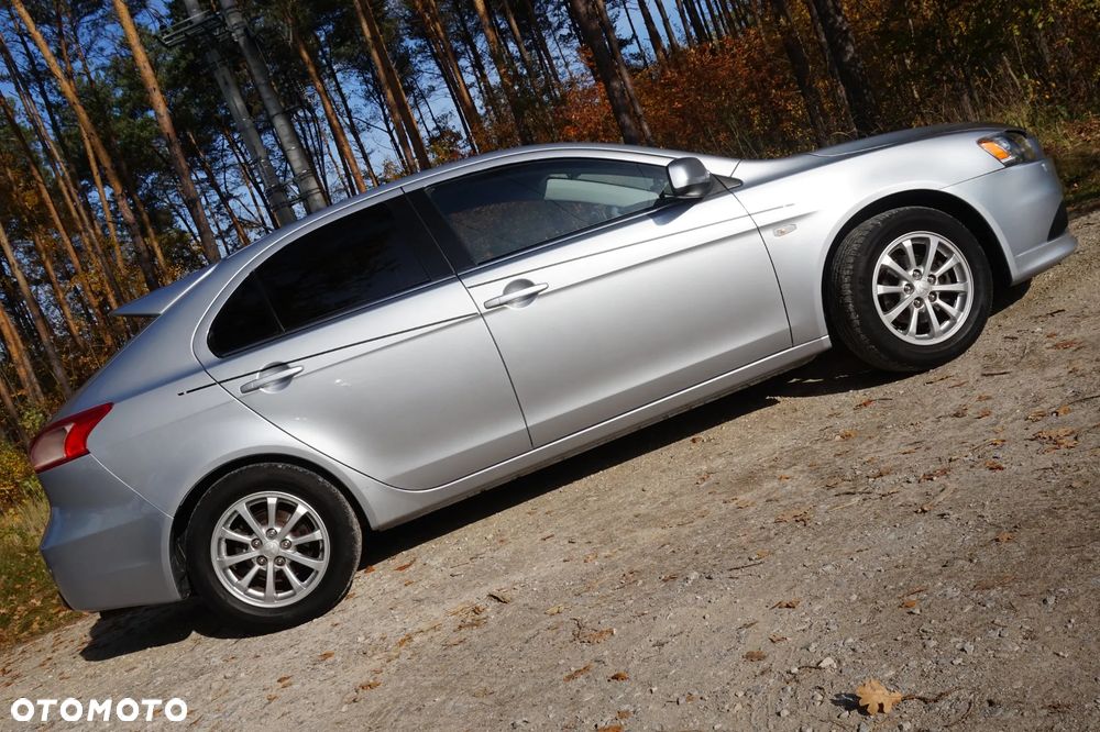 Mitsubishi Lancer - 4