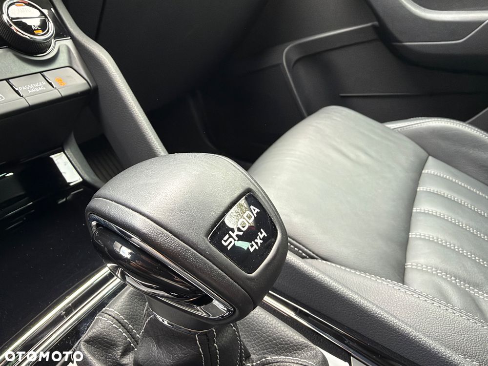 Skoda Karoq 2.0 TSI 4x4 Sportline DSG - 21