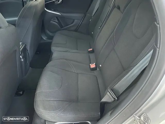 Volvo V40 2.0 D2 Momentum - 12