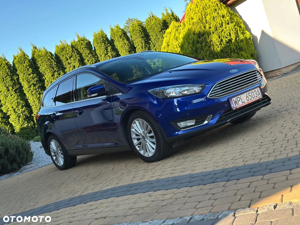 Ford Focus SW 1.5 EcoBoost S&S Sport - 27