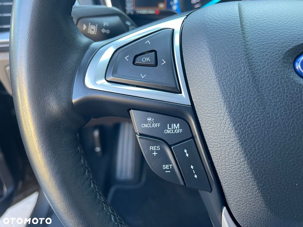 Ford Mondeo 2.0 Hybrid Titanium - 16