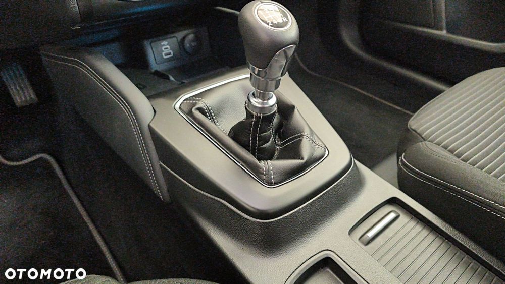 Ford Focus 1.0 EcoBoost mHEV Titanium X - 18