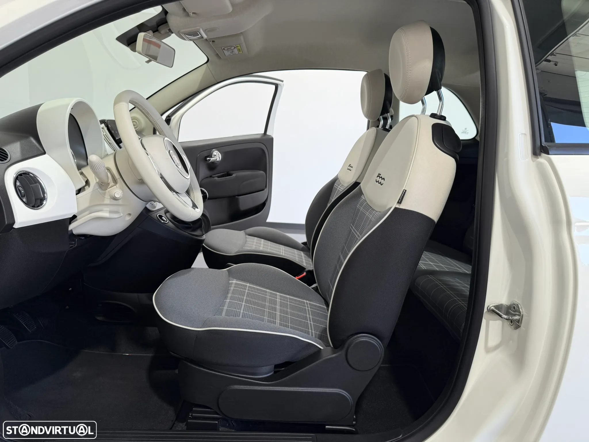 Fiat 500 1.0 Hybrid Lounge - 31