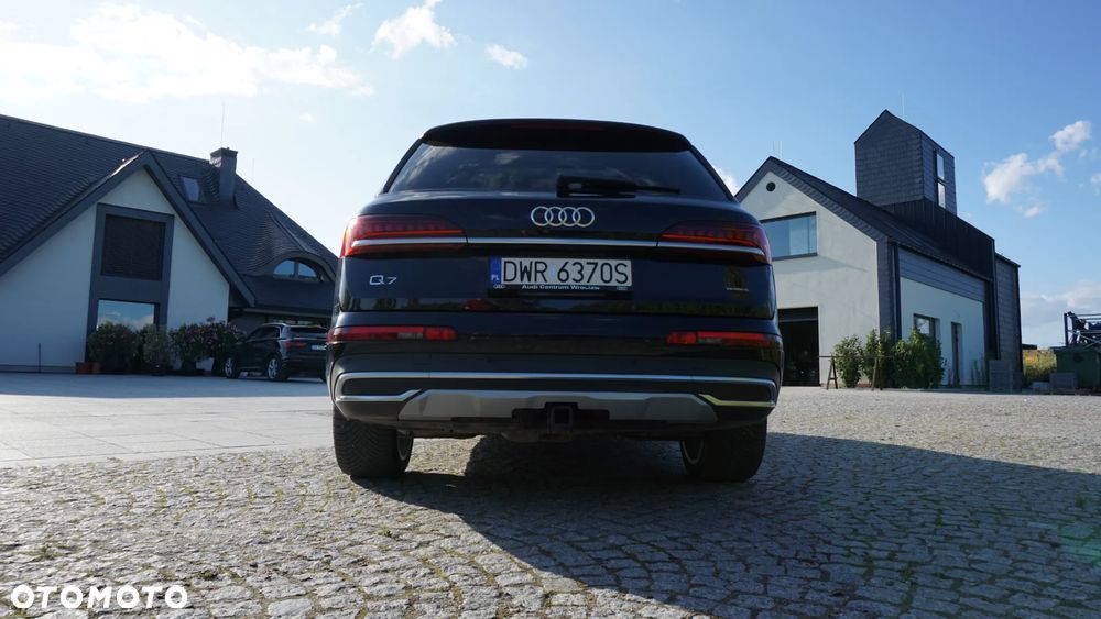 Audi Q7 55 TFSI quattro tiptronic - 9