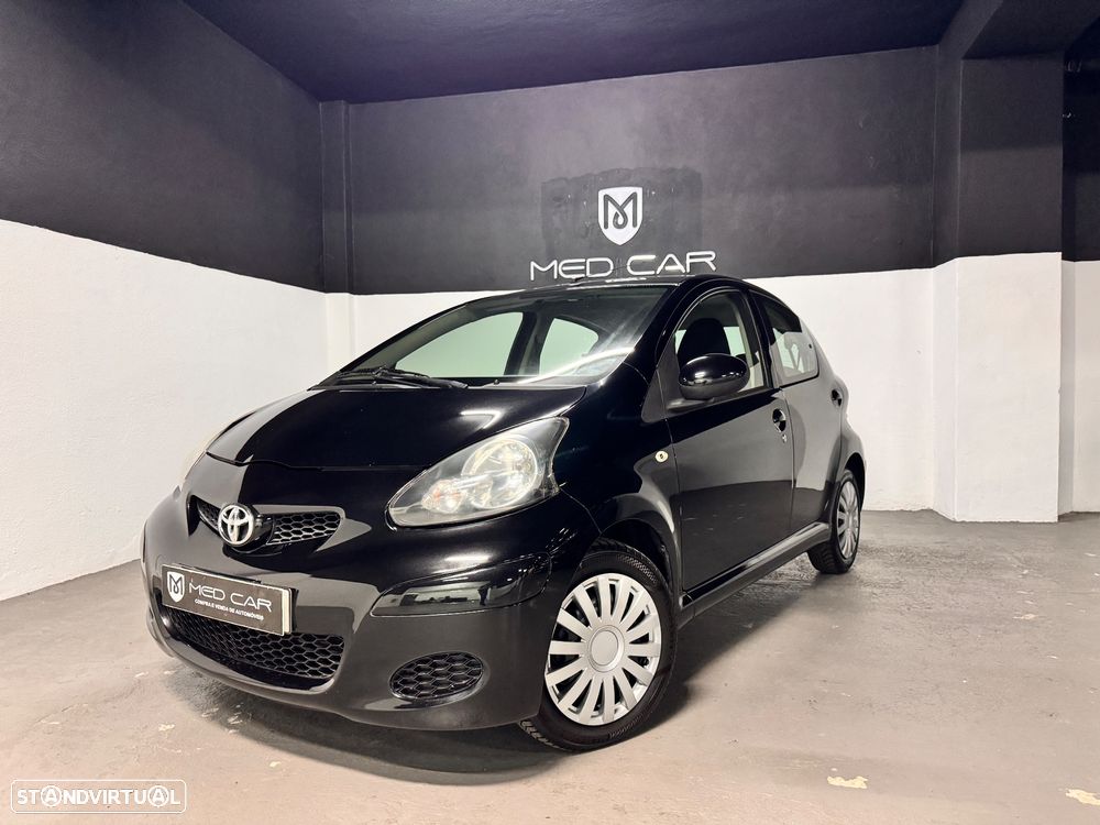 Toyota Aygo Cool - 2