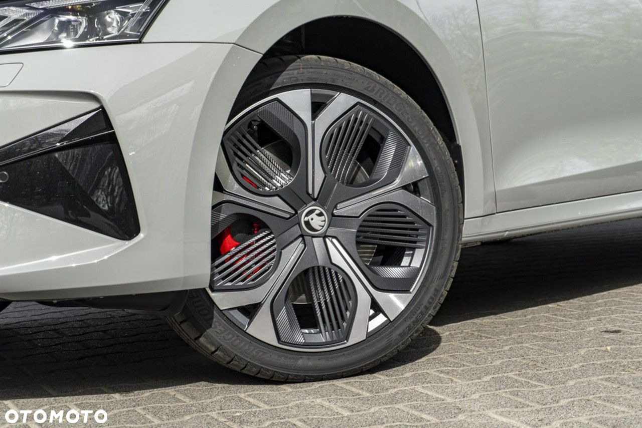 Skoda Octavia 2.0 TSI RS DSG - 5
