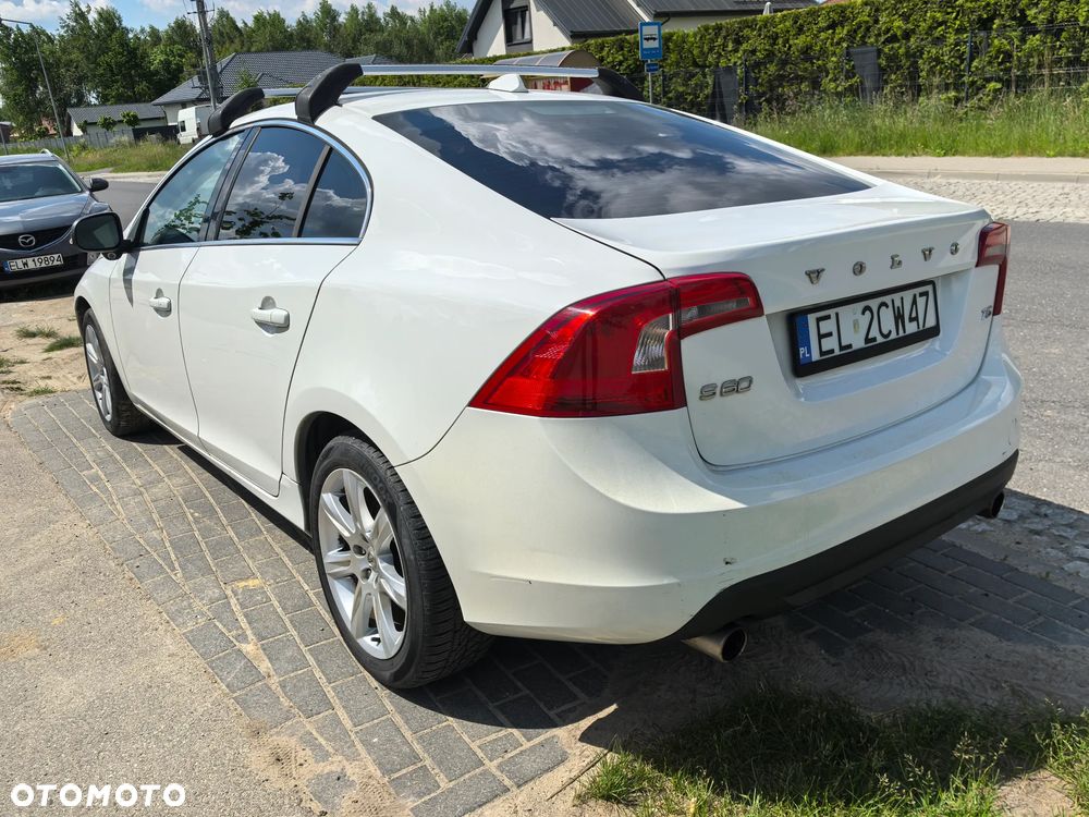 Volvo S60 - 1